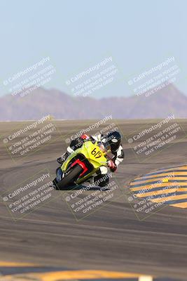 media/Oct-07-2023-CVMA (Sat) [[f84d08e330]]/Race 13 500 Supersport-350 Supersport/